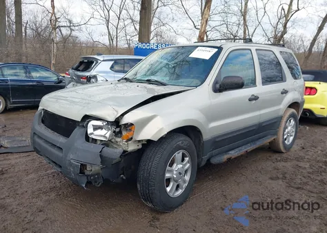 2004 Ford Escape Xlt из США, поврежденный, VIN 1FMYU03114KB12212